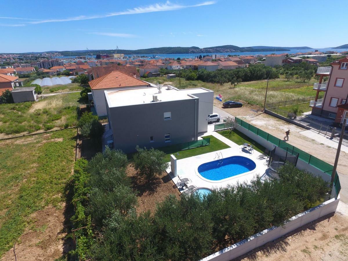 Villa Initium,Heated Pool All Season Trogir Zewnętrze zdjęcie